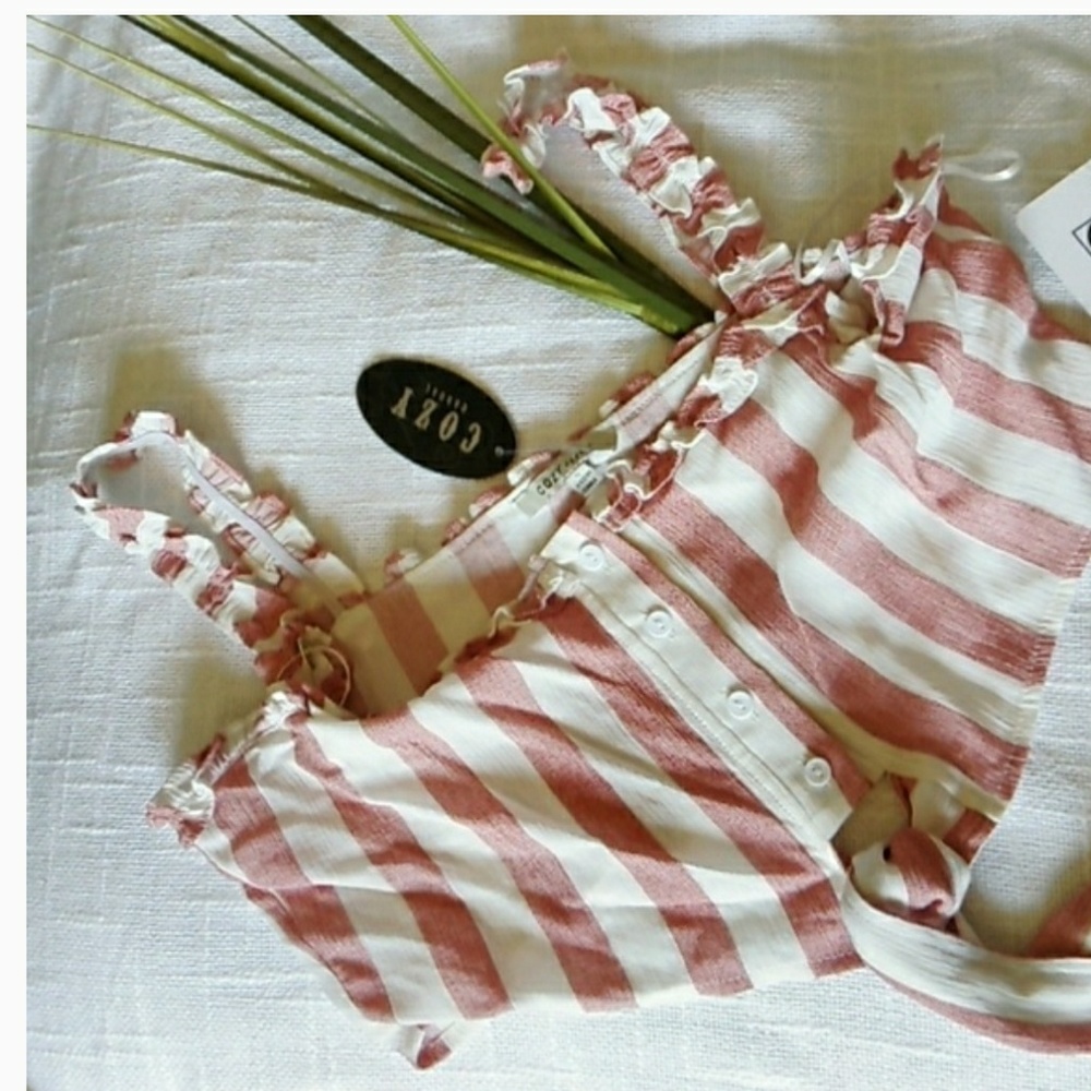 SALE NEW Bottom Down Crop Tub Top